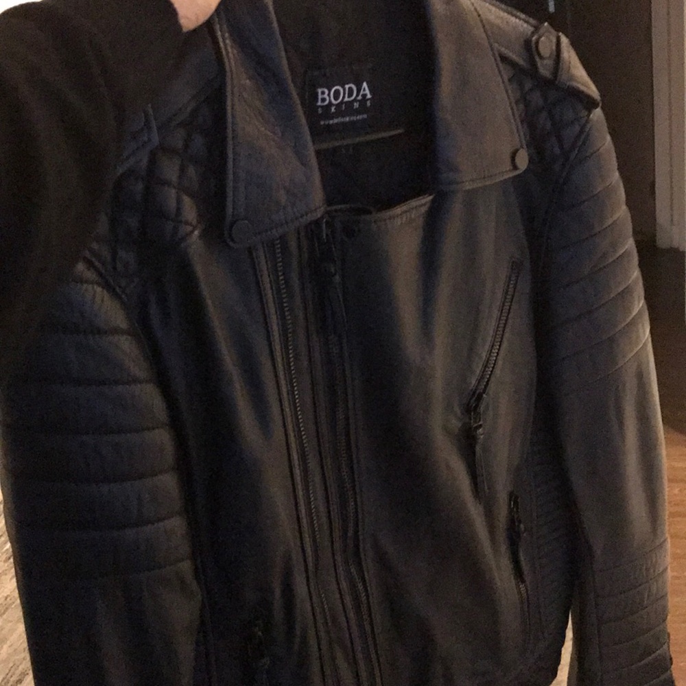 Leather Jacket - Picture 3 of 4